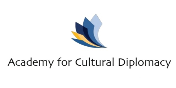 logo 10